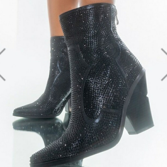 NIB Rhinestone Boot - Picture 2 of 5